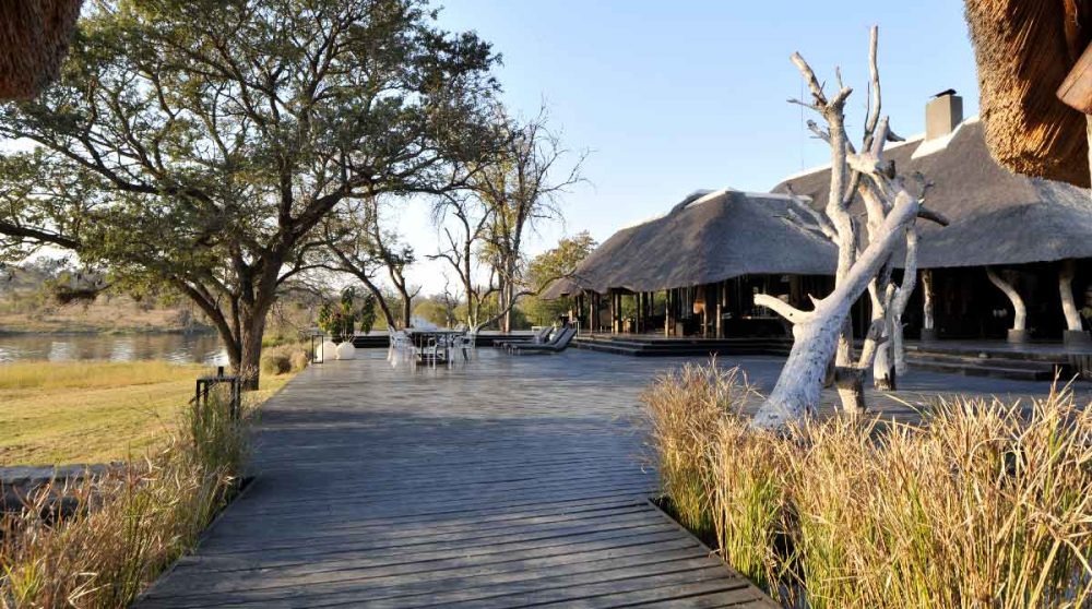 L'entrée de l'hôtel Chitwa Chitwa