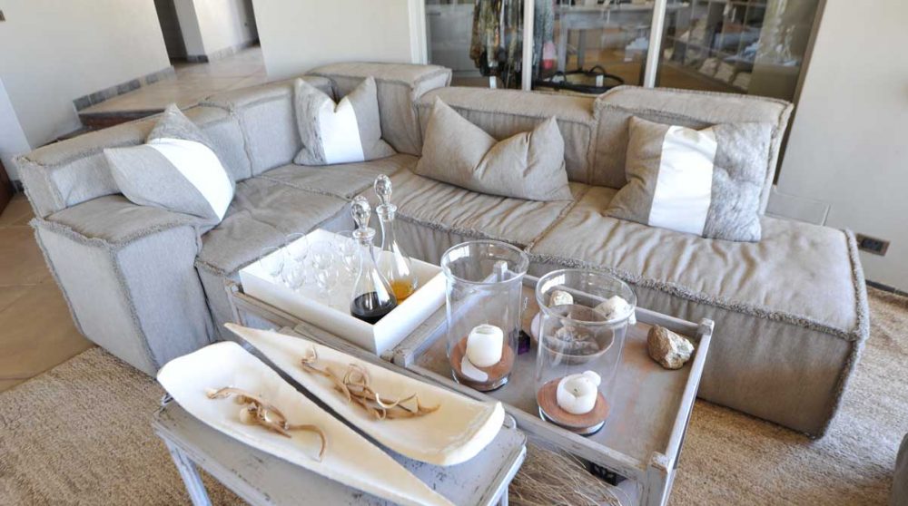 Canapé dans le salon