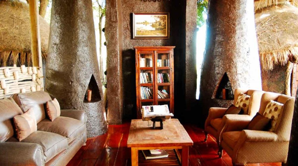 Le salon de lecture de Jao Camp