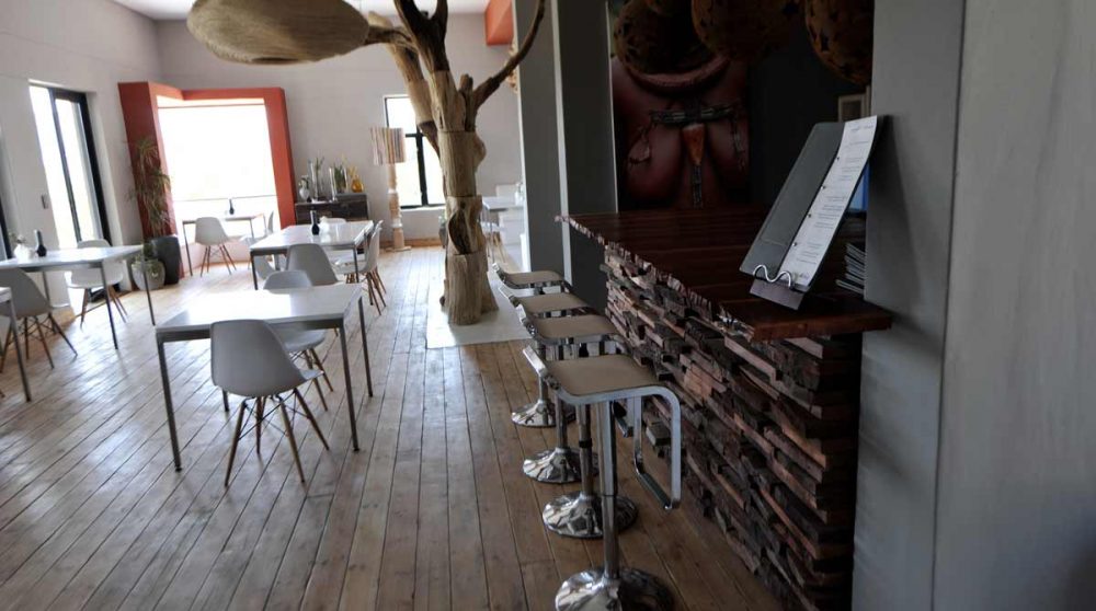 Le restaurant et la décoration à Windhoek