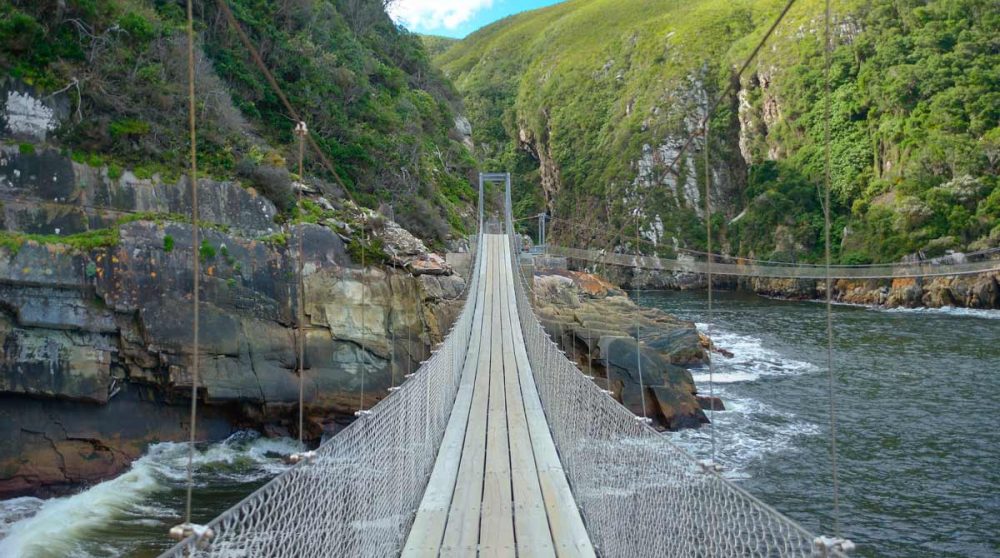Le pont suspendu de la rivière Storm, dans le parc de Tsitsikamma