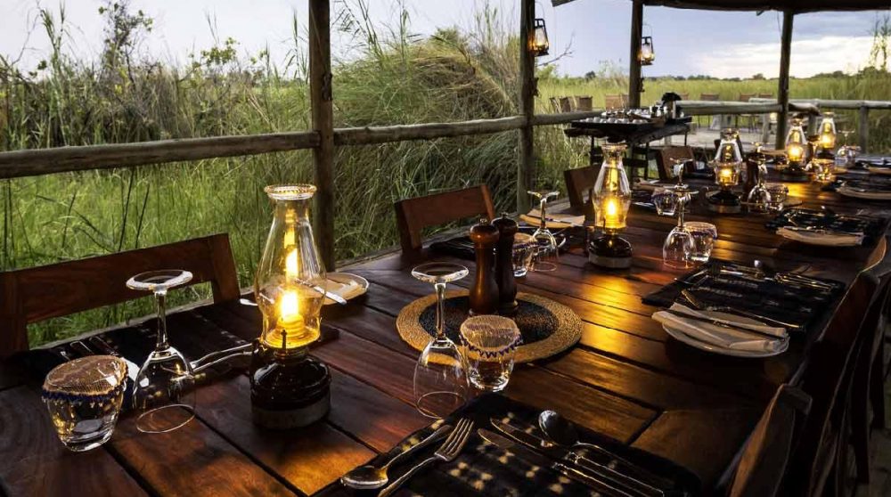 Dîner à Little Vumbura Camp