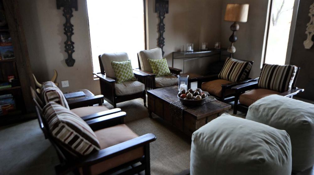 Salon à l'Onguma Bush Camp