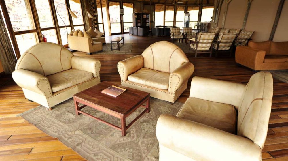 Coin détente dans un salon en Namibie