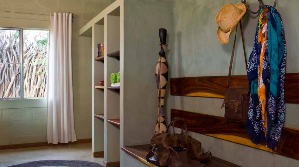 L'espace dressing de la chambre