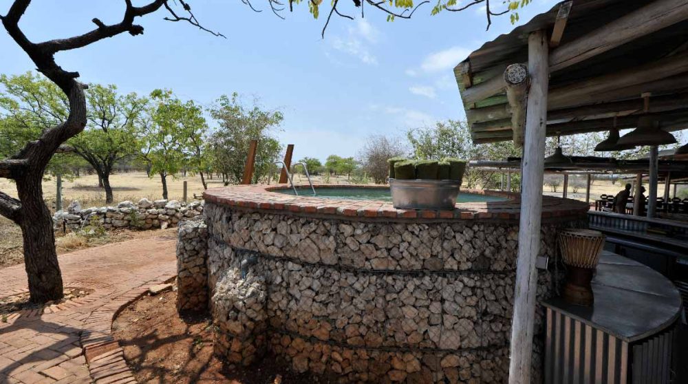 Extérieur de l'Andersson's Camp