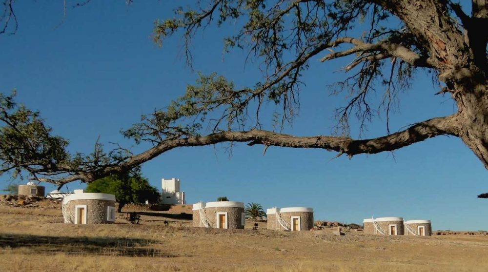 Les bungalows au Tsondab Valley Lodge