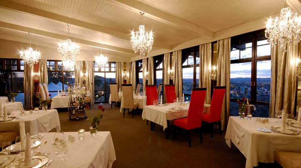 Le restaurant le soir en Namibie