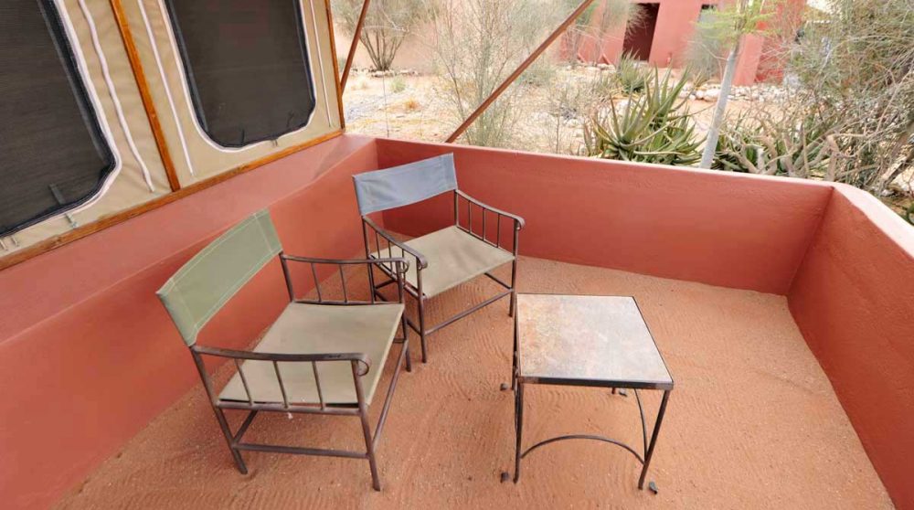 La terrasse d'une tente à Namib