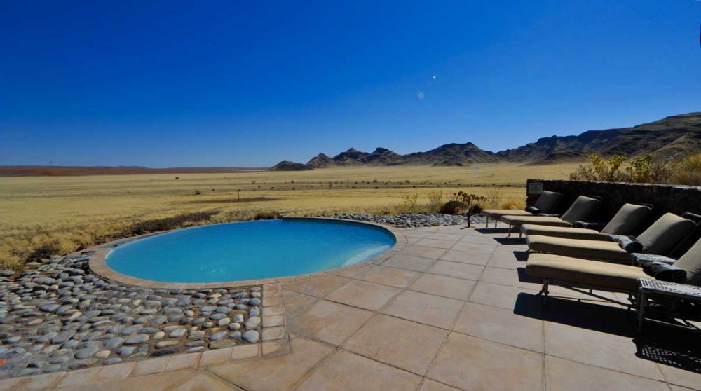 Autre vue de la piscine en Namibie