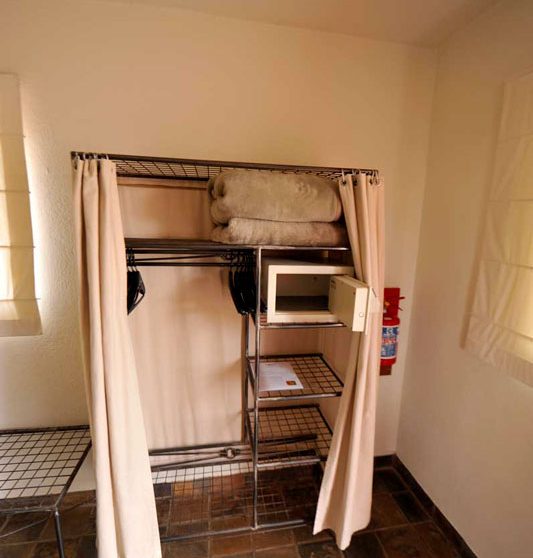 Rangement dans une chambre