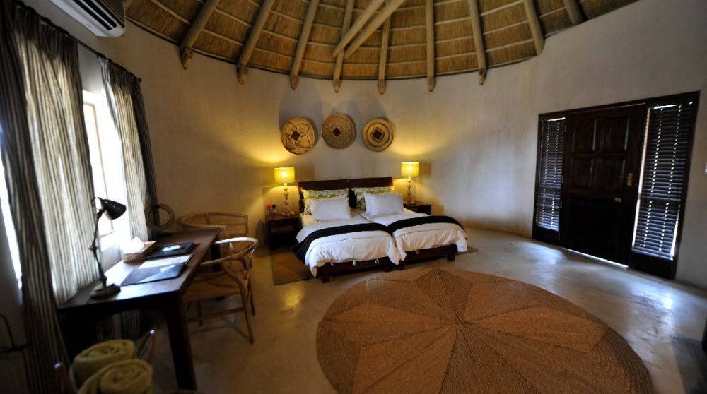 Extérieur d'un nouveau bungalow en Namibie