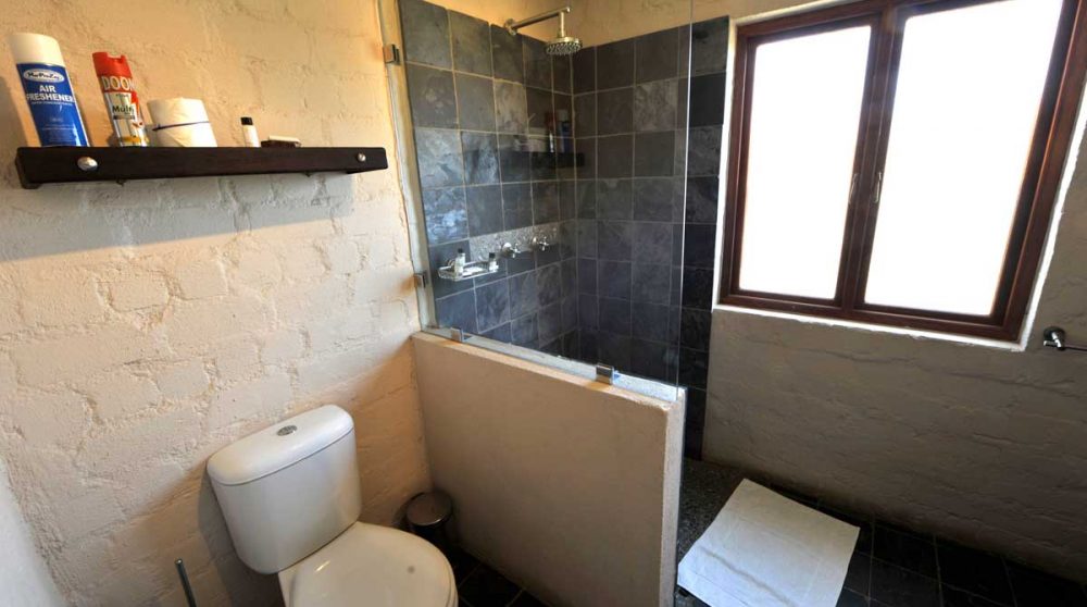 Autre vue de la salle de bains