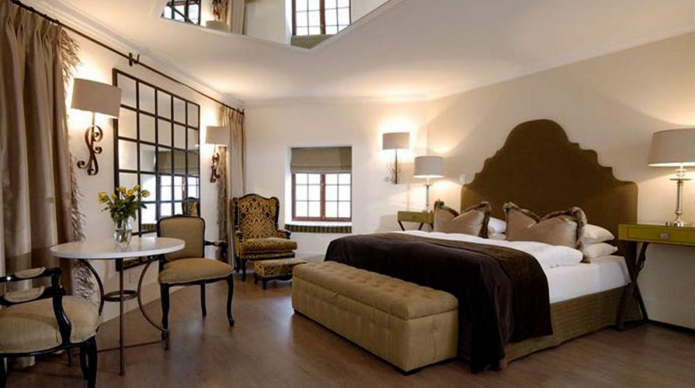 Grande chambre de l'hôtel à Windheok