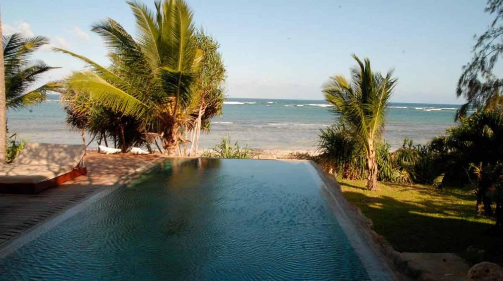 Vue la plage depuis l'Alfajiri Beach Villa