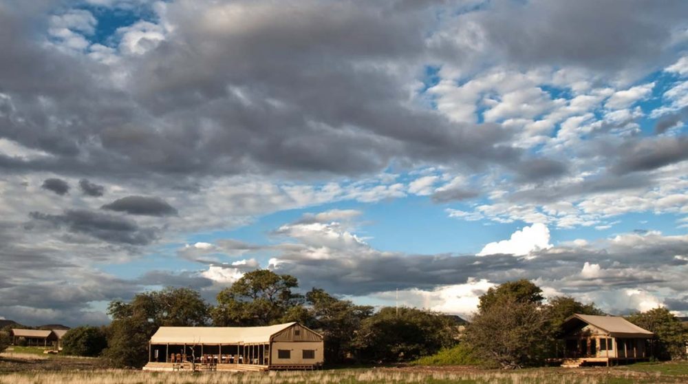 Vue sur le Desert Rhino Camp
