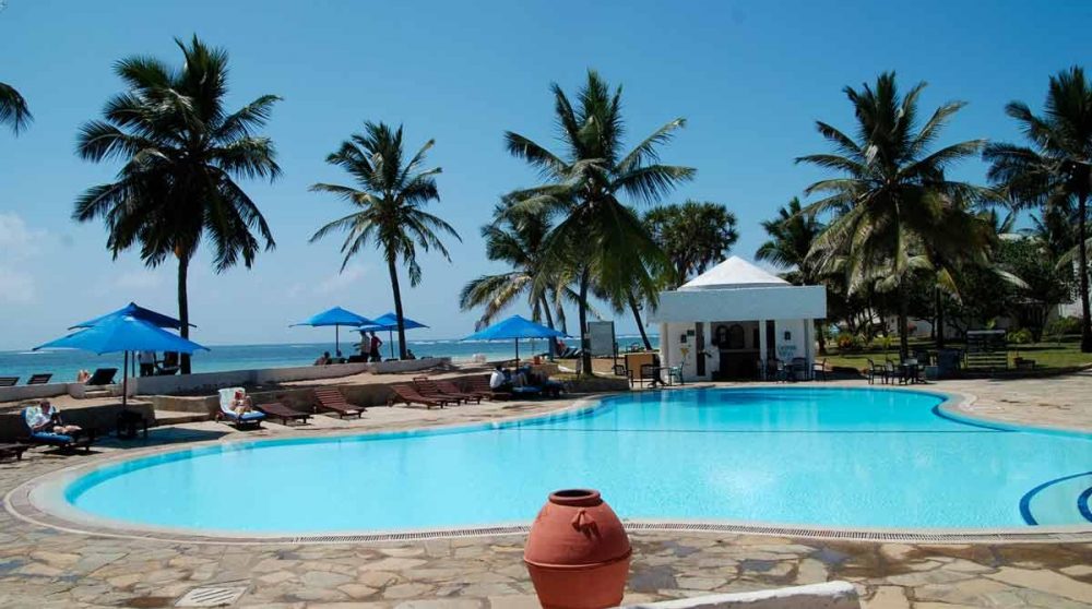 La piscine de l'Indian Ocean Beach Club de Mombasa