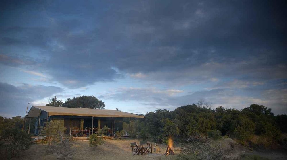 Bienvenue au Porini Rhino Camp