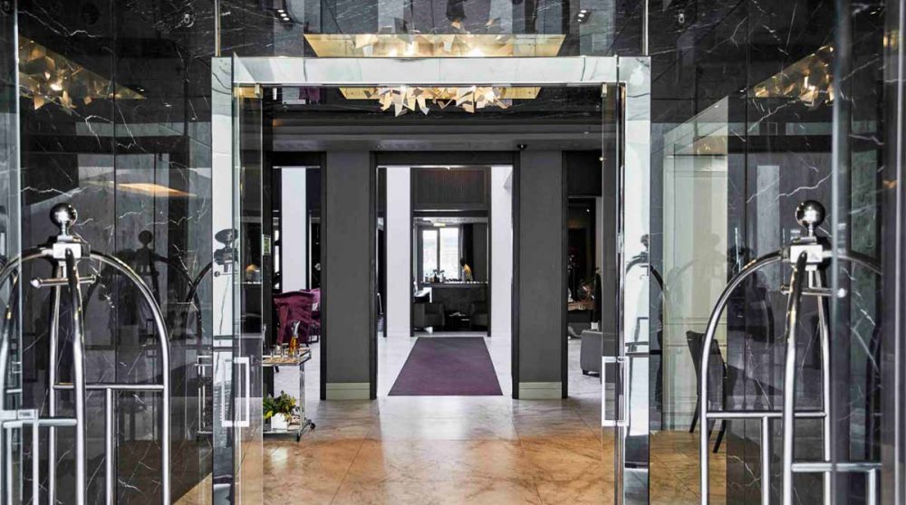 L'arrivée au Queen Victoria Hotel