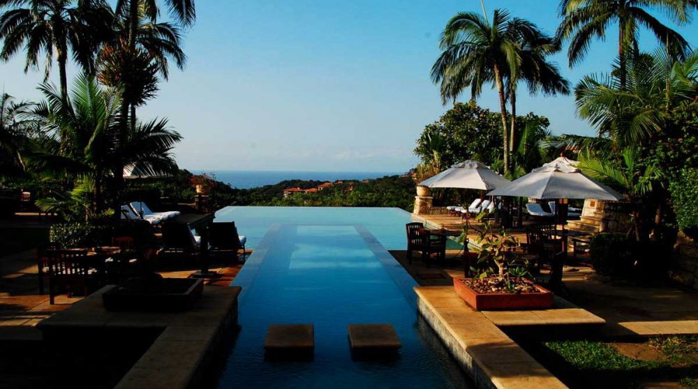 La piscine du Zimbali Lodge