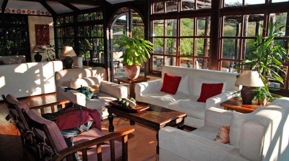 Canapés et fauteuils du salon au Kenya