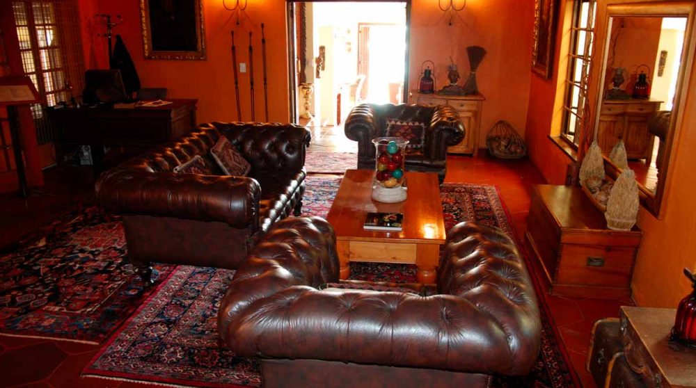 Les canapés du salon en Afrique du Sud