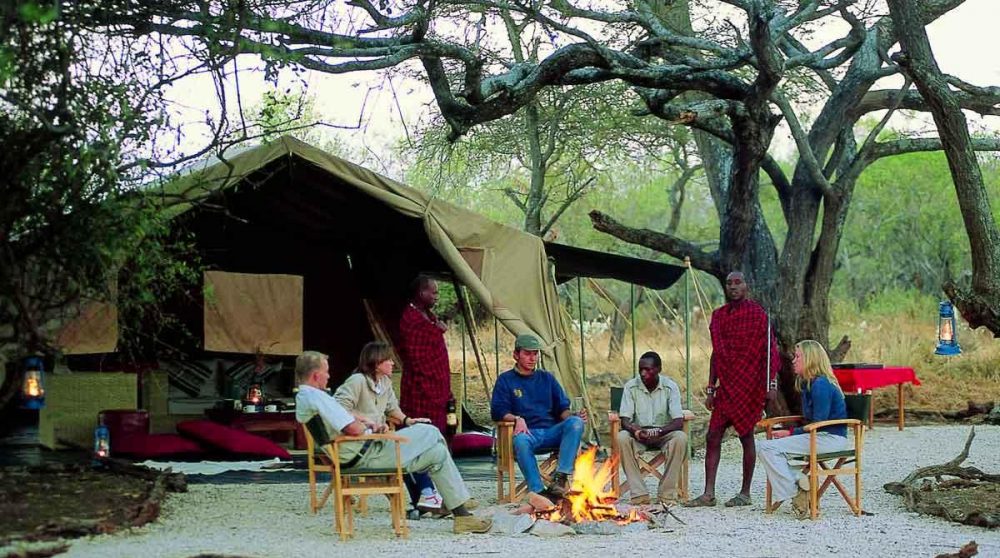 Un feu au camp au Kenya