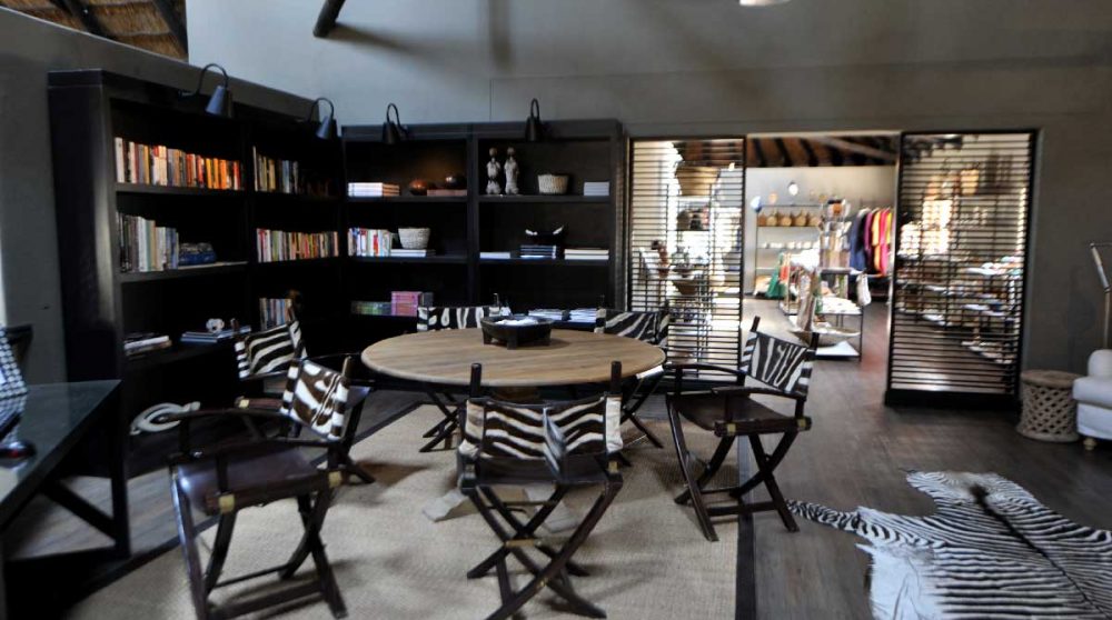 La bibliothèque de l'hôtel en Namibie