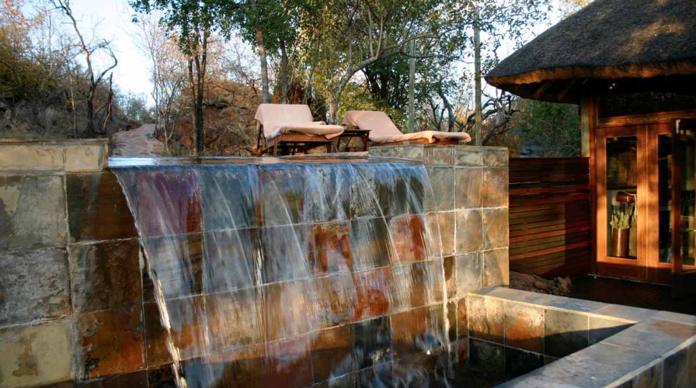 Une cascade d'eau en Afrique du Sud
