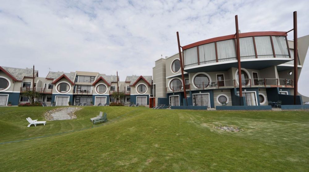 Vue de l'hôtel en Namibie