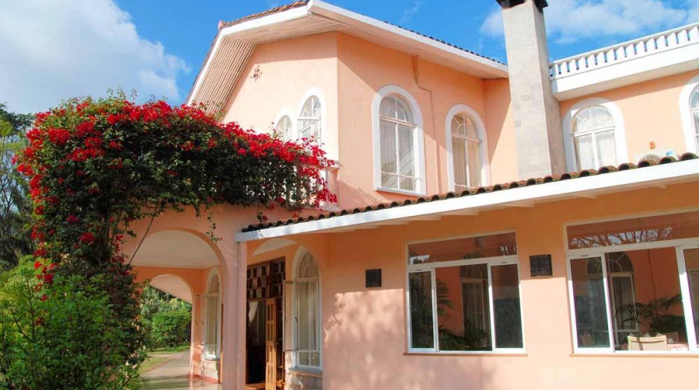 L'entrée de l'hôtel au Kenya