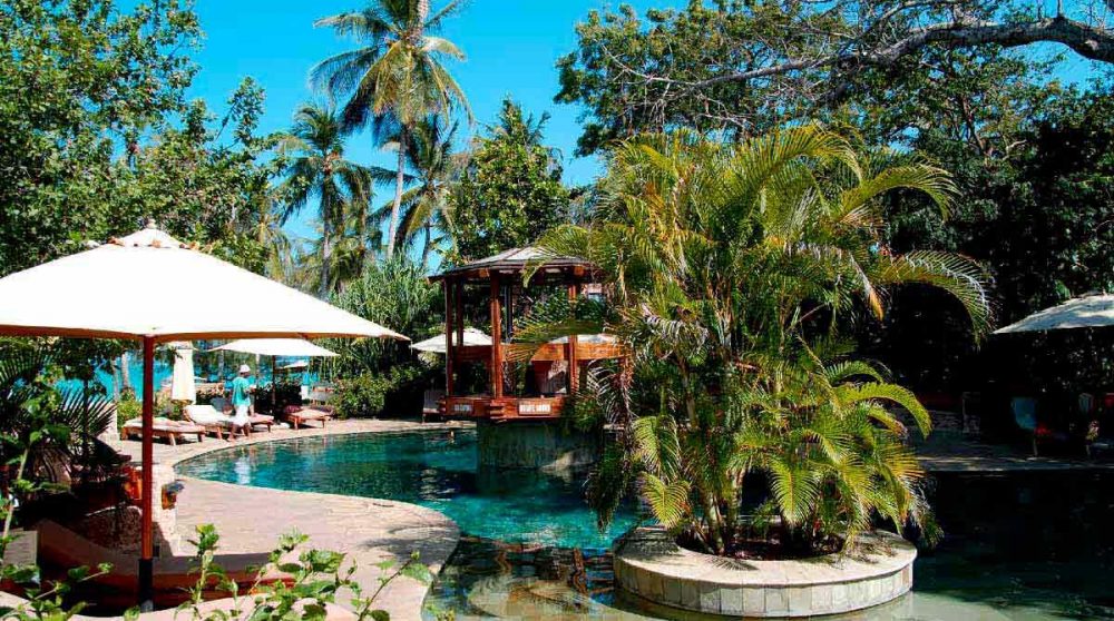 La piscine de l'hôtel à Mombasa