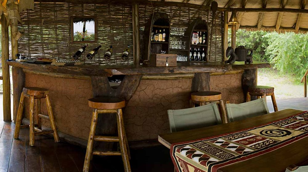 Le bar au lodge dans le parc de Tarangire
