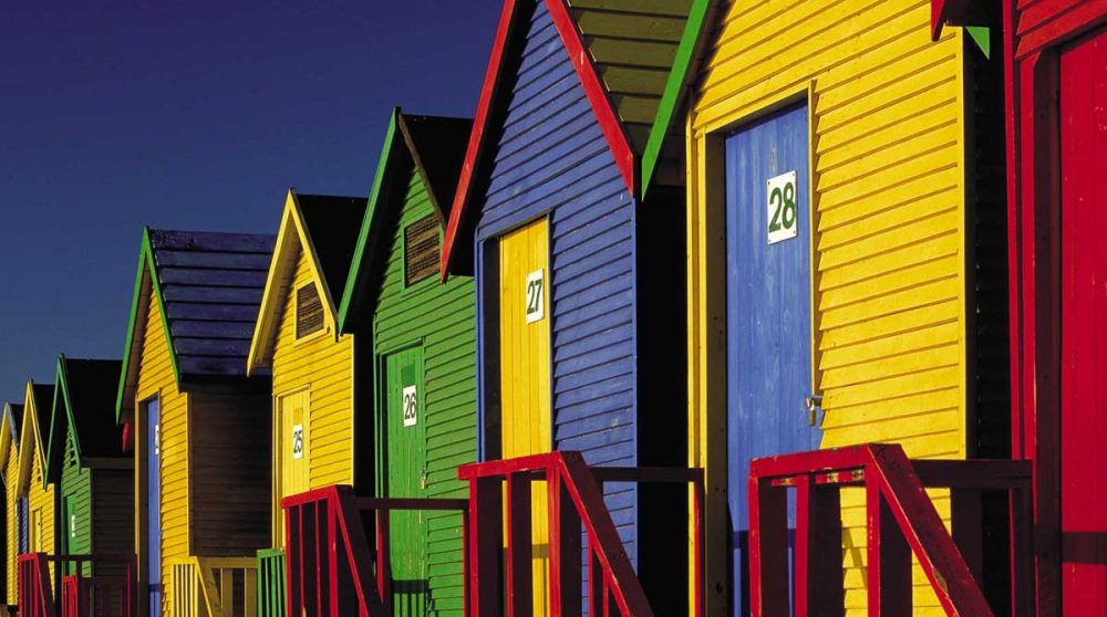 Les cabines colirées de la plage de Muizenberg