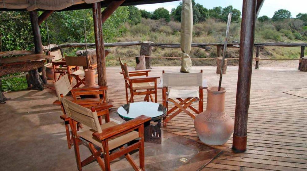 A l'ombre de la terrasse