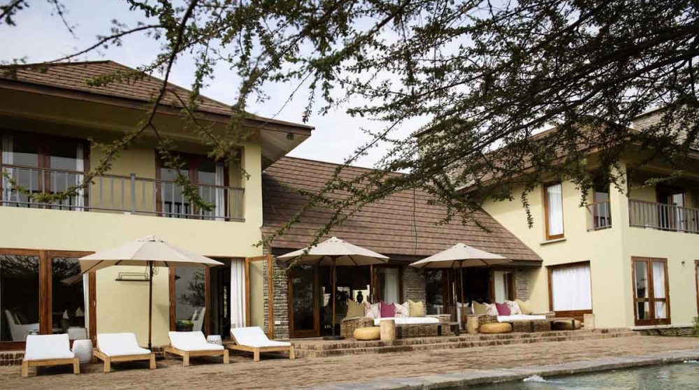 La maison et la piscine