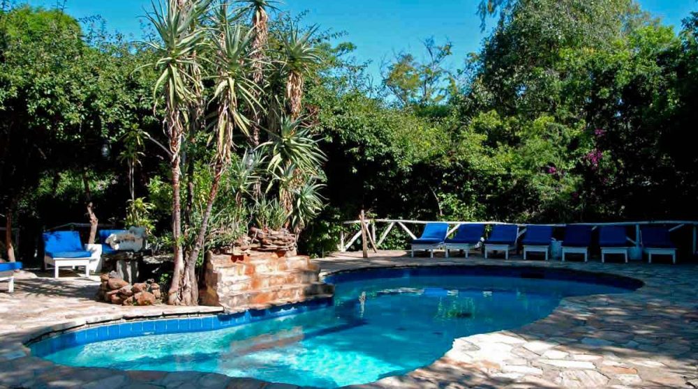 Autre vue de la piscine