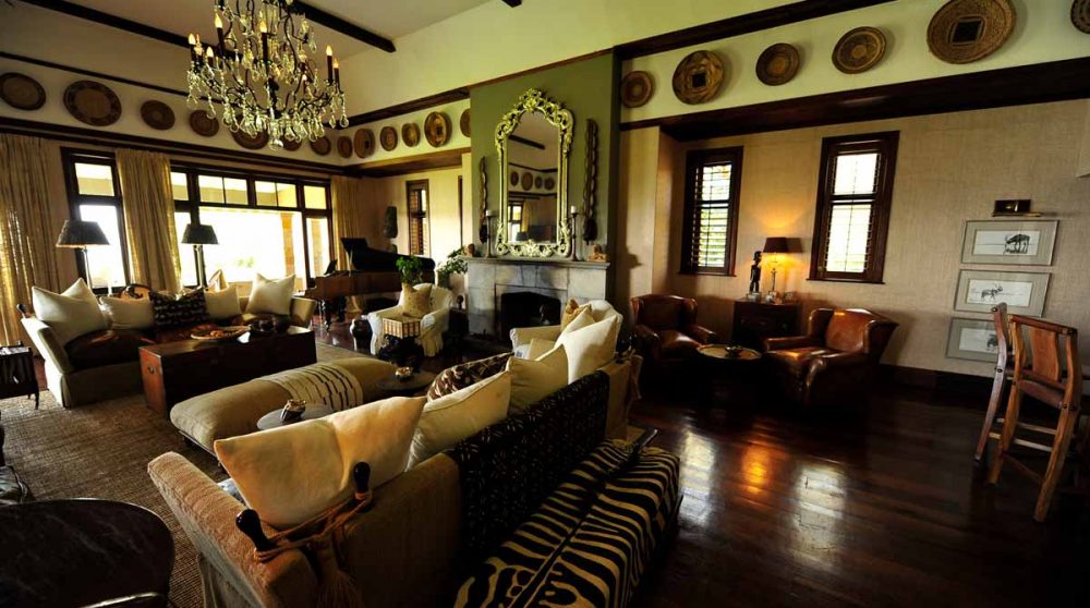 Le salon du lodge dans le Serengeti