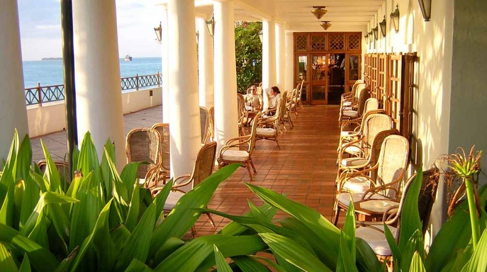 Terrasse face à la mer