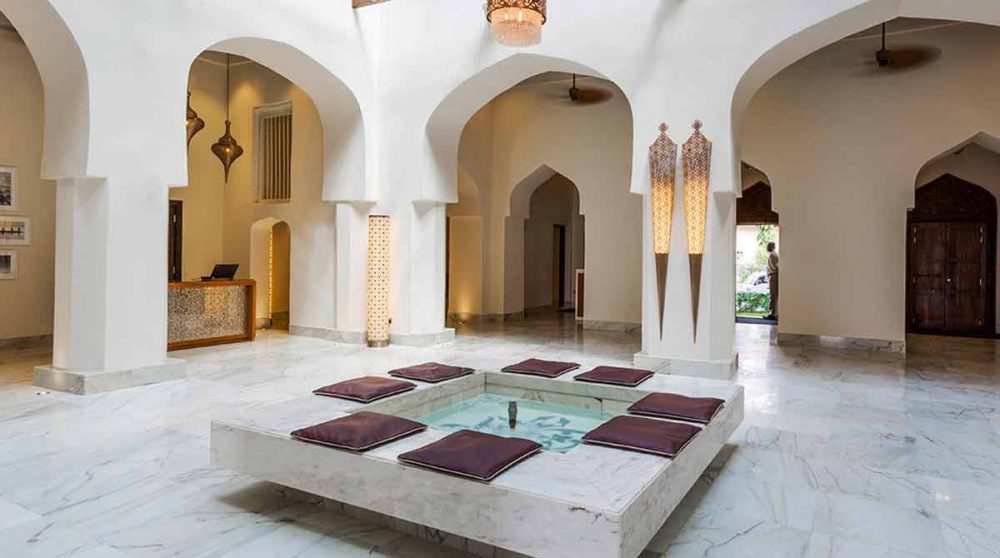 La réception de l'hôtel