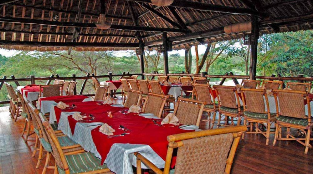 alt="Le restaurant dans le Masai Mara"