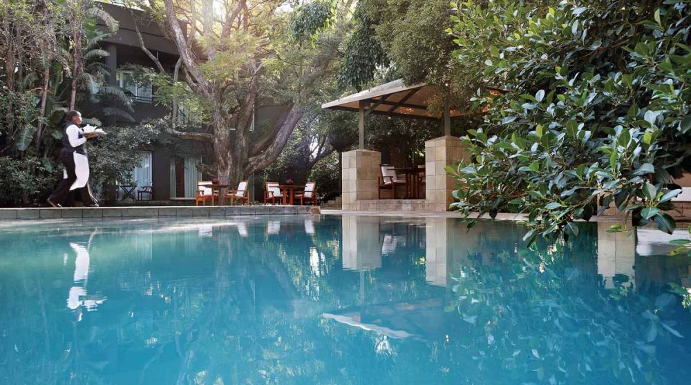 Autre vue de la piscine