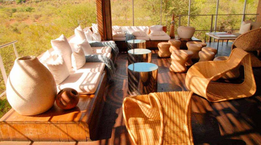 Salon sur la terrasse au parc Kruger