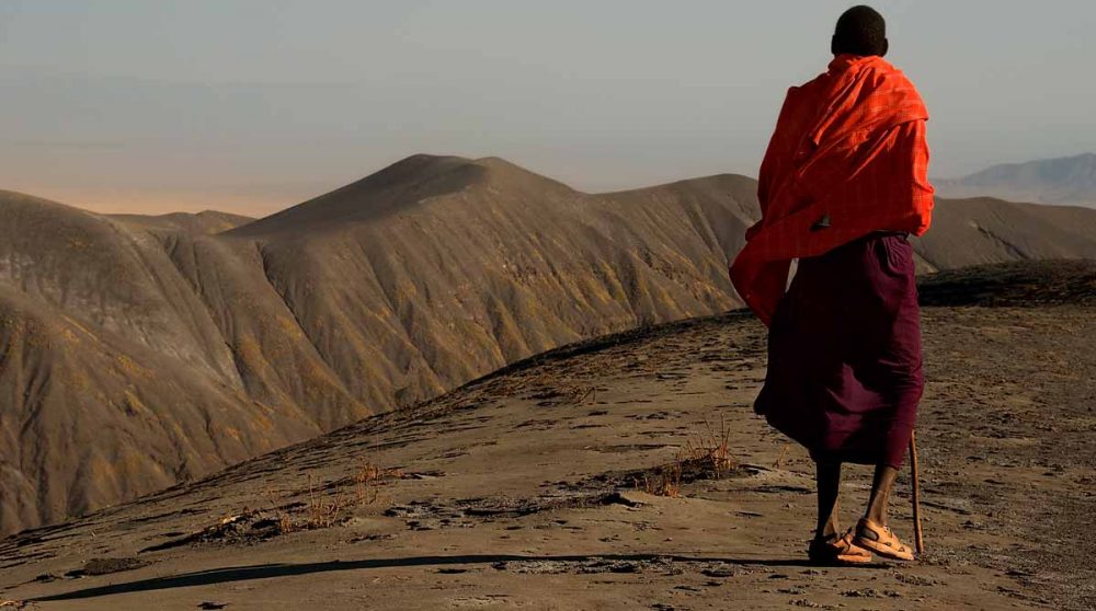 Un masaï près du Lac Natron