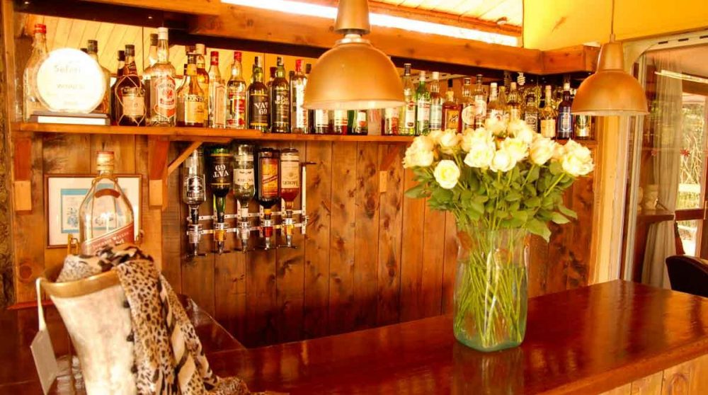 Le bar de l'hôtel à Nairobi