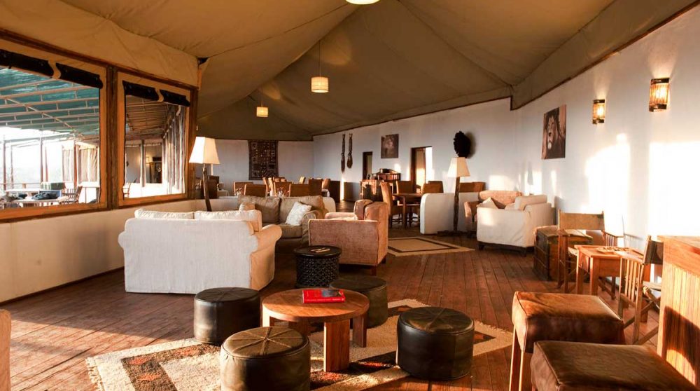 Le salon en Tanzanie