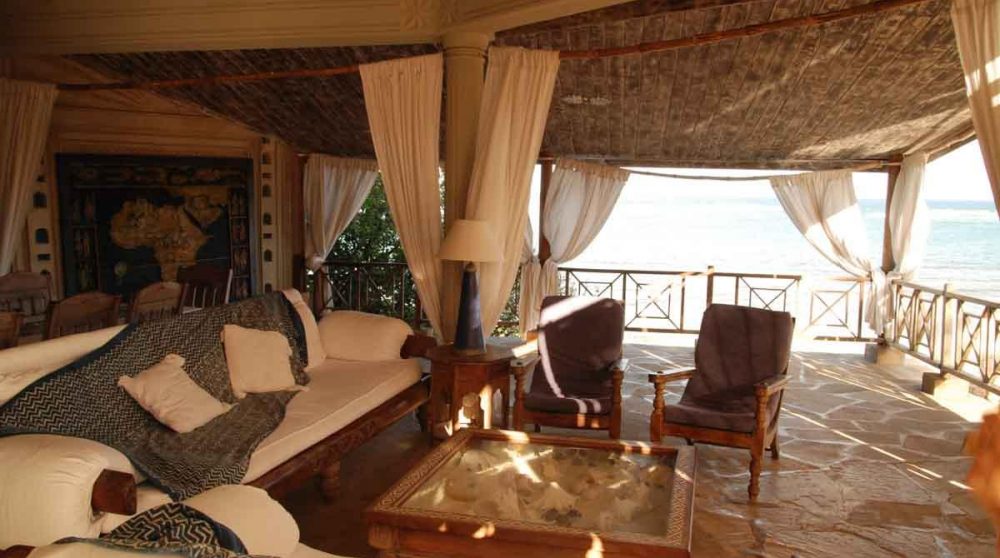 Le salon de l'Alfajiri Cliff Villa