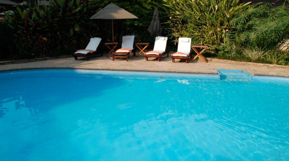 La piscine de l'Arusha Coffee Lodge
