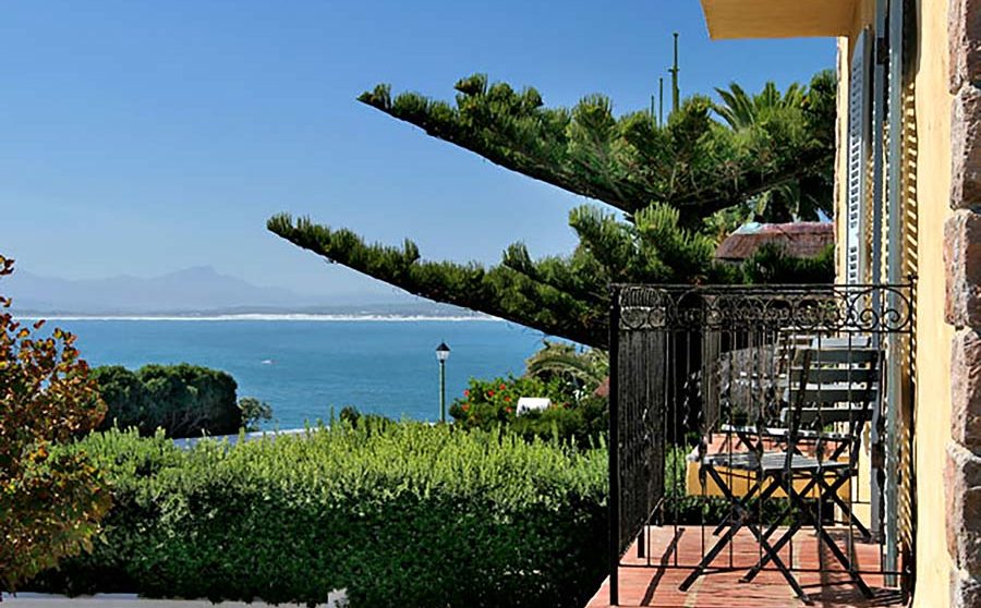 Vue sur l'océan depuis l'auberge Burgundy