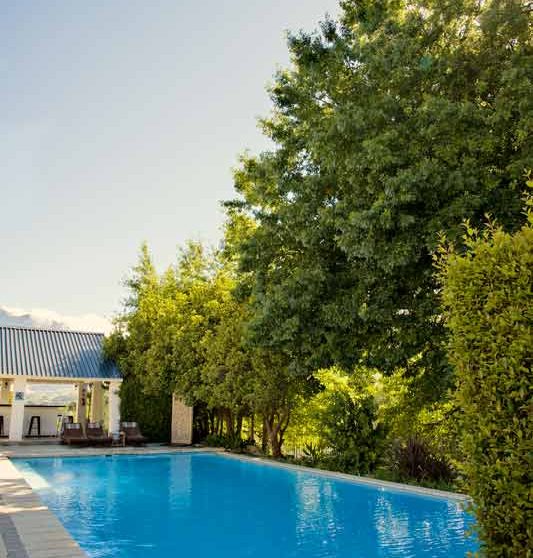 La piscine de l'hôtel Franschhoek Hotel and Spa
